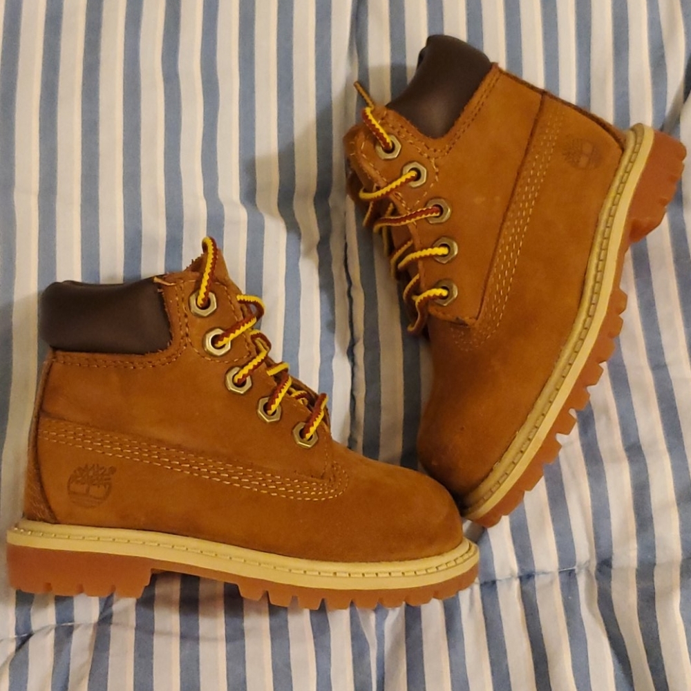 Chestnut brown Timberland boots